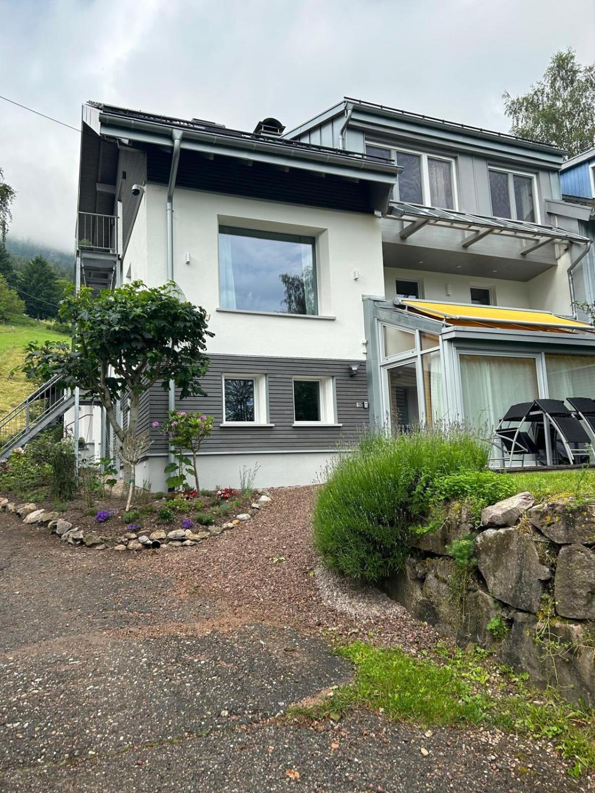 Casa Alma Apartment Neuenweg Exterior photo